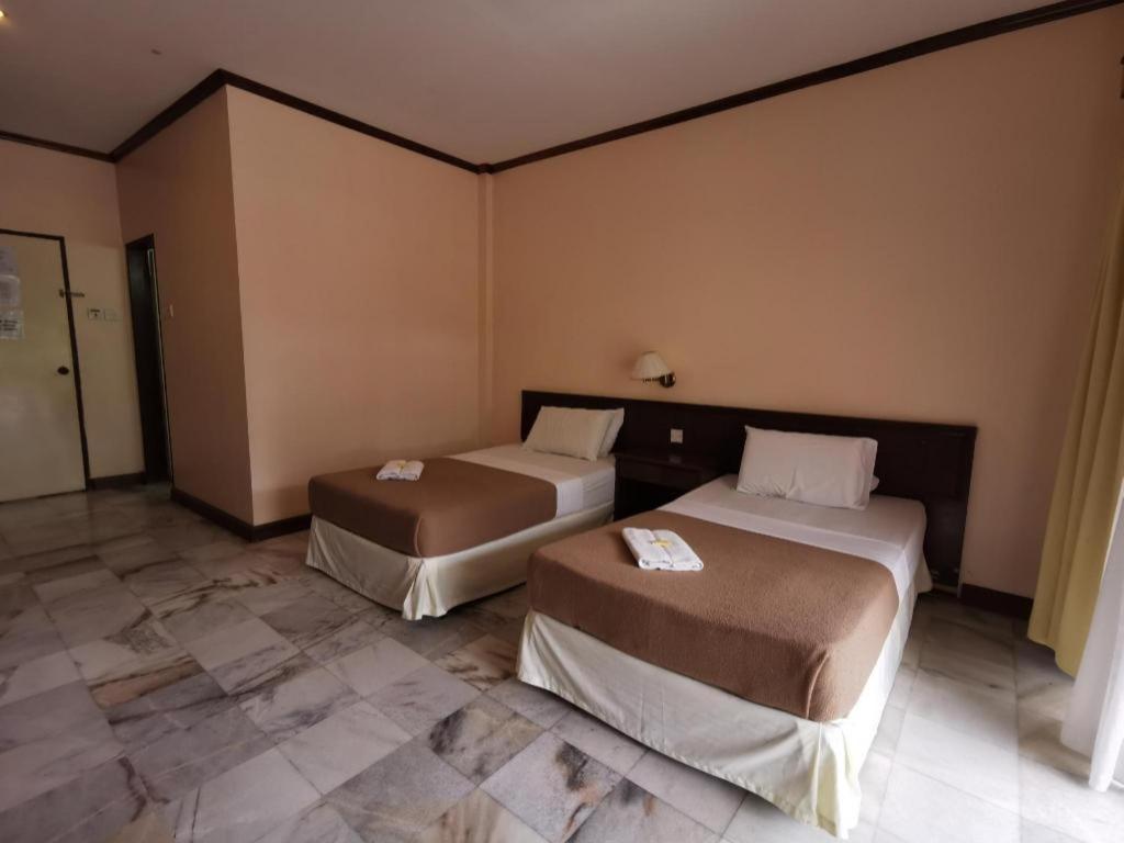 Oyo 89972 Borneo Paradise Beach Hotel Kota Kinabalu Kültér fotó